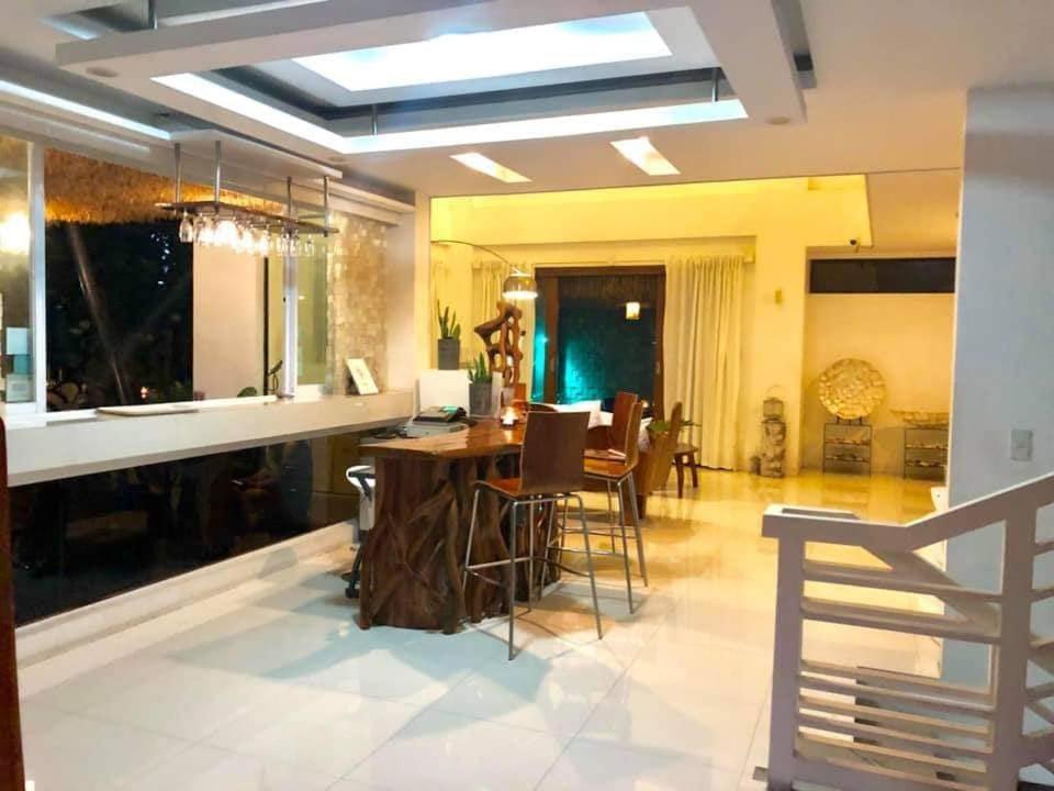 Date&Dine Resort Antipolo Exterior foto